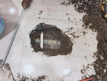 于洪测漏水电话