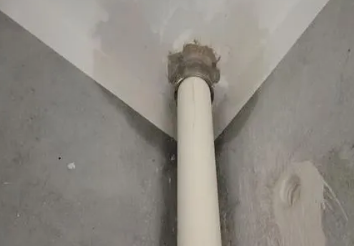 于洪卫生间测漏水之渗水防护